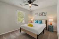 5 Bedroom Paradise Escape with Huge Pool, BBQ, Arcade and Playset - balcony