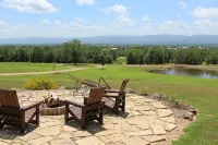 Spacious house with amazing mountain views in the Potato Hills - Wifi