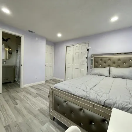 Entire Newly Renovated House in North Pomona