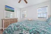 Modern Beachfront Luxury Retreat W Ocean Views - 4-Star