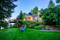 +Luxury Lakefront for 12+ Private Beach & Dock, GameRoom, Indoor Koi Pond! - Jacuzzi