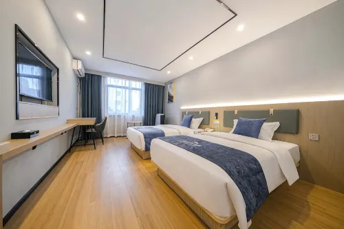 Jiu 8 Hotel (Jinjiang Jinghai Road) - Beach