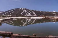 Snowflake on Copper Mountain 3 Bedroom Ski In / Ski Out! - Boutique