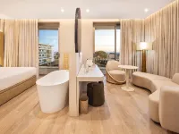 Castelo Suites Hotel Hotels near Vigia Beach