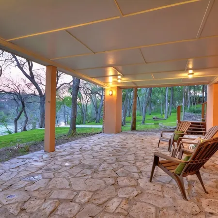 Spacious Riverfront Home