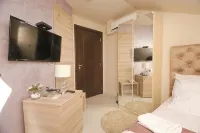 Decenija Hotel & Restaurant - 2-Star