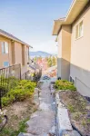 Legal Lakeview 2-bed 2-bath Entire Suite - 3-Star