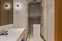 Embassy Suites by Hilton Doha Old Town - Rooftop Pools