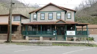 Historic Matewan House Lodging - Wifi