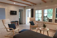 A Small, Lovingly Decorated Vacation Home Right on Lake Uckersee - Homestays