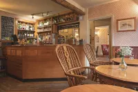 The White Swan Inn - Parking