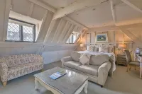 Marlborough Arms - Pet friendly