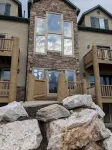 Eden/Powder Mountain/Snowbasin: Mountain Getaway, Skiing, Hiking, Biking, Golf - Pools