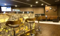 Parkside Plaza Muscat - Quầy Bar