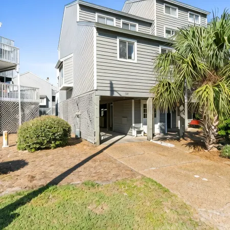 Little Pelican — Cozy Dog-Friendly Cottage · Steps to Gulf Beach · Sleeps 4