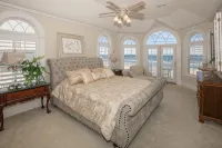 Luxury Multi-Level Oceanfront- Salt Water Pool- Heated Option &Spa, Pet Friendly - Jacuzzi