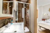 Castiello Jaca Pyrenees Star - parking