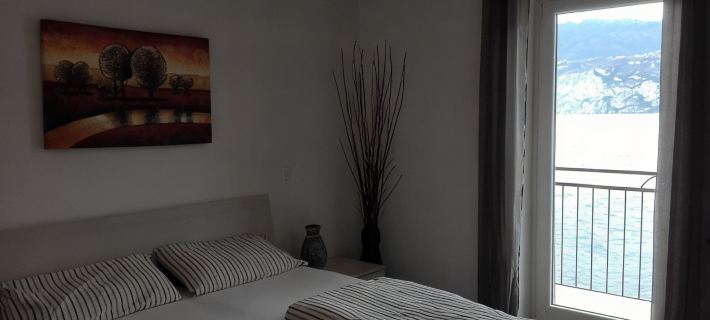 Lakeside apartment located in historic center with wonderful views Hotels in Malcesine