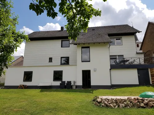 Große,und Luxe Renovierte Wohnung mit Sauna/garten, Garage und Kinderspielplatz - Wifi