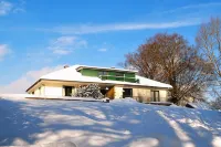 Scenic Villa near Lake View - Wi-Fi