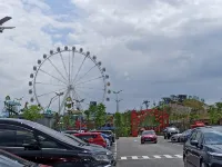 Perodua Entire Terrace Homestay 4R: Kitchen+WFH - Parkering