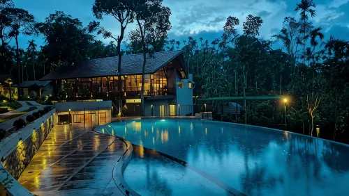 สเตอร์ลิง ลอนทาโน วอเตอร์ฟรอนต์ วายานาด - 4 ดาว