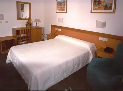 Hotel San Vicente Hotels in Formaris