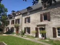 Chambres d'hôtes l'Arche d'Yvann فنادق في Saint-Cyprien-sur-Dourdou