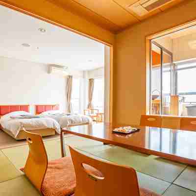 大江戸温泉物語 箕面観光ホテル Rooms