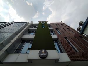 Ustay Hotel Asem Baris Jakarta