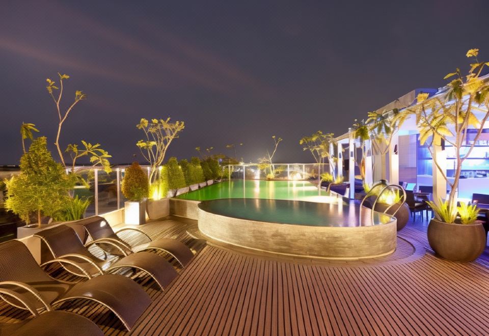 The Vclub Hotel&Hostel