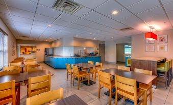 Country Inn & Suites by Radisson, Crystal Lake, IL