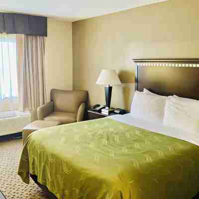 Quality Inn Macomb Near University Area Rooms