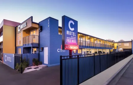 C-Motel