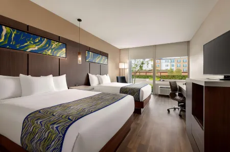 La Quinta Inn & Suites by Wyndham Orlando IDrive Theme Parks