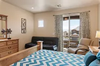 Good Day Sunshine Townhouse