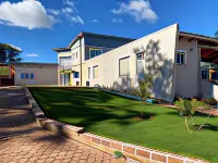 Gletwyn Boutique Guesthouse Hotels in Helensvale