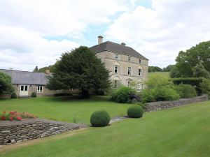 Aylworth Manor