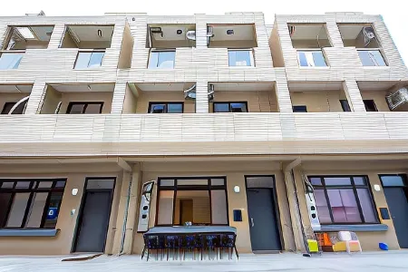 NEAR HOMESTAY Отели рядом с достопримечательностью «Южная Аквариумная рыбная ловля»