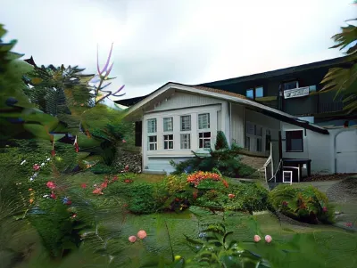 Pension Applique Hotels in Hoki