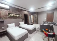 Hotel le Paquebot Hotels near Plage Noire