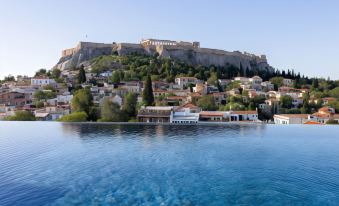 The Dolli at Acropolis