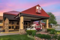 Best Western Plus Ramkota Hotel Các khách sạn gần University of Sioux Falls