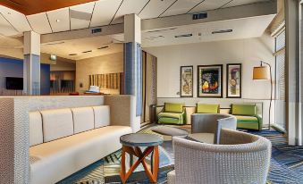 Holiday Inn Express & Suites Summerville