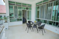 The City Block Apartment Hotels in Kinindo