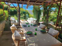 La Belle Histoire Hotels in Claviers