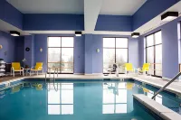 Holiday Inn Express & Suites Harrisburg W - Mechanicsburg Hotels in Silver Spring Township