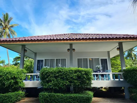 รูปภาพของแสงจันทร์ ออน บีช รีสอร์ท