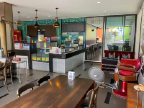 โรงแรมชัยนาทแกรนด์ โรงแรมในอำเภอเมืองชัยนาท