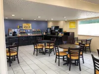 Days Inn by Wyndham Charles Town - 2-Star